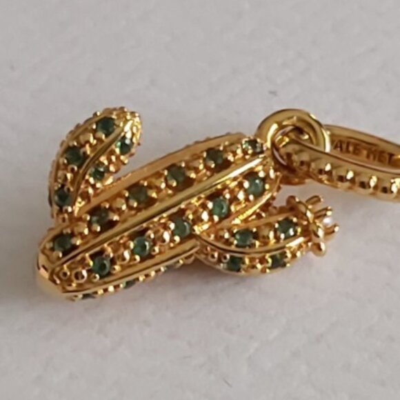 AUTH PANDORA* RETIRED*14kt Gold Plated Sparkling Desert Cactus Pendant Charm - Picture 3 of 16